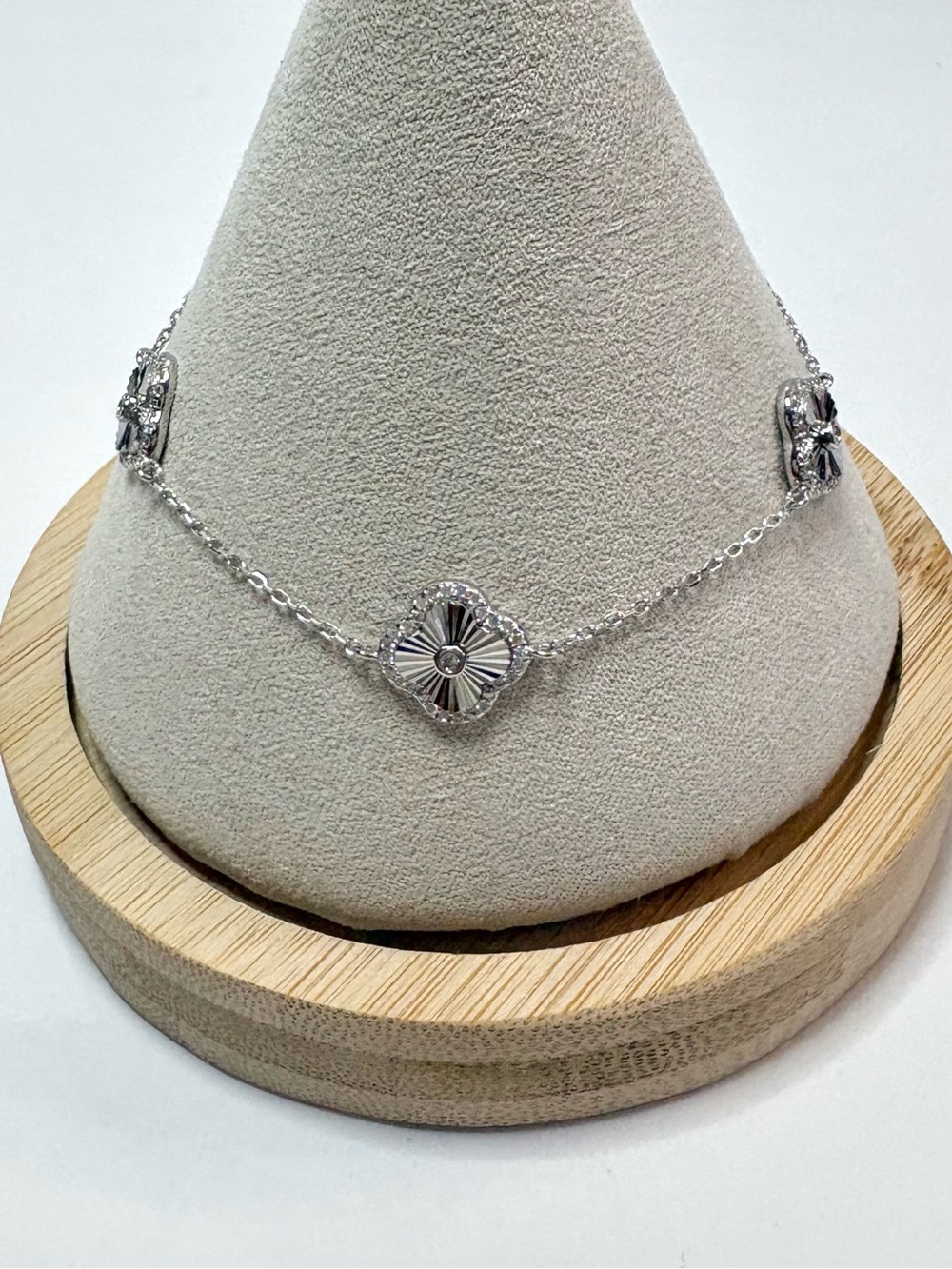 Dazzling Sterling Silver w/ .48 CT Moissanite in Clover Motif Bracelet.